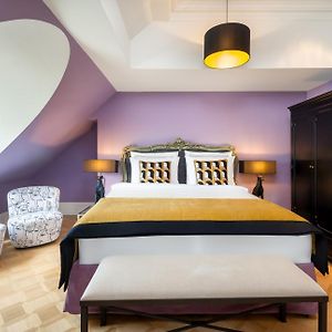 Camera boutique con letto king size